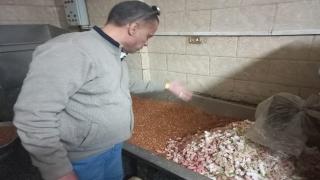 ضبط 10 أطنان مصنعات ومقطعات لحوم ودواجن غير صالحة للاستهلاك الآدمي بالجيزة