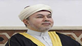 حفظ التحقيقات في اتهام الشيخ التيجاني بالتحرش لعدم كفاية الأدلة