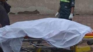 التحريات تكشف تفاصيل ملازمة طبيبة “ثمانينية” لجثمان شقيقها المتوفى داخل شقة بالتجمع الأول