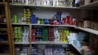 بالصور.. شرطة التموين تضبط 1300 عبوة مستحضرات تجميل “مجهولة المصدر” في روض الفرج