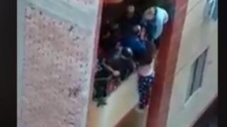 “أم بقلب حجر” عاوزة تلقي بينتها من الدور العاشر والسبب مدهش