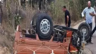 مأساة في النوبارية.. وفاة طفل وإصابة 9 في انقلاب تروسيكل ببنجر السكر