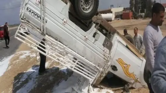 إصابة 5 سودانيين في حادث انقلاب سيارة ربع نقل بالبحر الأحمر