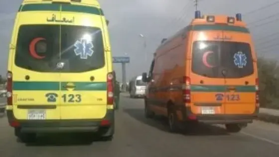 انقلاب ميكروباص بطريق القصير – قفط يسفر عن وفاة 3 أشخاص وإصابة 14 آخرين