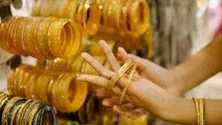 مصوغات ومنقولات بملايين الجنيهات تلاحق زوجًا أمام محاكم الأسرة