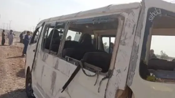 10 مصابين في انقلاب ميكروباص بمدينة حدائق أكتوبر