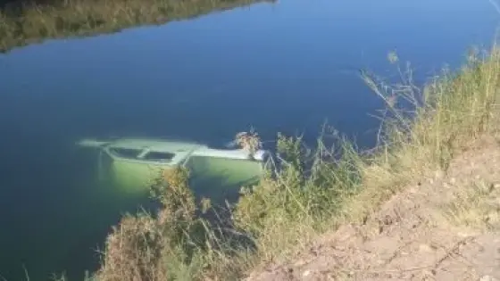 حادث مأساوي بالغربية.. سقوط سيارة في ترعة يودي بحياة شخصين