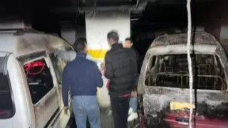 حريق يلتهم 11 سيارة في جراج مول بالإسكندرية بسبب ماس كهربائي