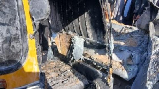 تفحم توك توك أسفل كوبري العامرية بالإسكندرية وسائقه ينجو بأعجوبة