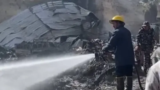 السيطرة على حريق مطعم في منوف دون إصابات