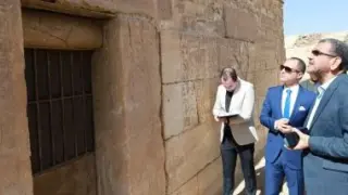 النيابة الإدارية تكشف تفاصيل سرقة أثرية بمقبرة سقارة