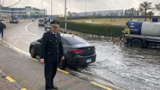 انتشار سيارات الإغاثة والأوناش لتسهيل المرور بعد الأمطار