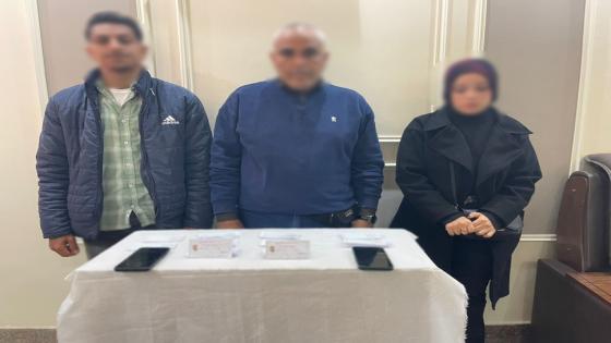 القبض على 3 أشخاص يوزعون دعاية انتخابية قرب لجنة في محافظة المنيا