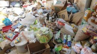 مباحث تموين كفرالشيخ تضبط كميات كبيره من الأدوية واللحوم والأغذية الفاسدة