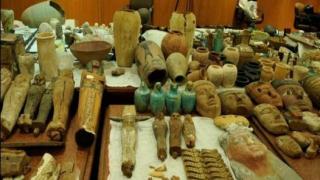 ضبط شخصين وهروب ثلاثة آخرين بتهمة الاتجار بالآثار فى الفرفرة بالوادي الجديد