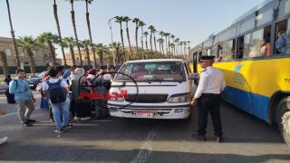 بتوجيهات مدير مرور الجيزة.. حملات مكثفة لتنظيم الحركة بمحيط جامعة القاهرة