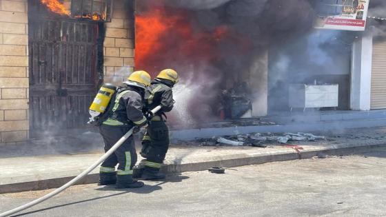 الحماية المدنية تسيطر على حريق التهم 3 محال تجارية في بني سويف