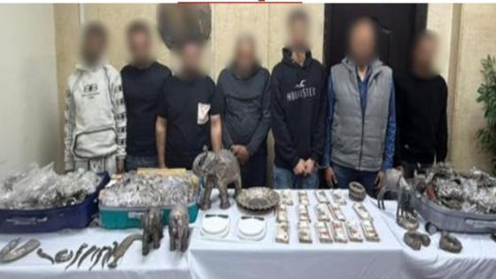 ضبط المتهمين بسرقة 125 كيلو فضة من محل بالجمالية