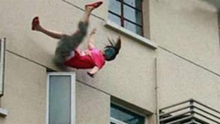 “الستاره القاتله” وراء مصرع الطالبه فى الزاويه الحمراء