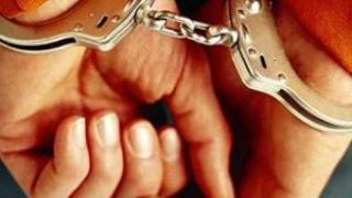 شيطان الهواتف يهدد ربه منزل بالصور العاريه المركبه فى زفتى