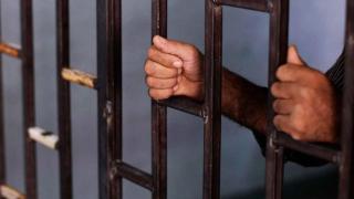 ضبط عاطل أطلق النيران على آخر بدمياط بسبب خلافات سابقة