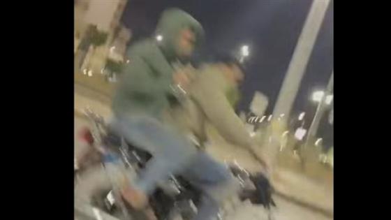 إتلاف سيارة مواطن بعد فشل محاولة سرقة هاتفه في الأميرية