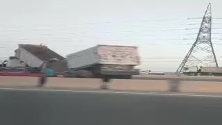 حادث تصادم بسوهاج يخلف قتلى وجرحى.. والنيابة تحقق