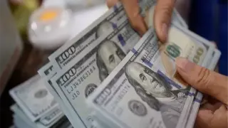 خلال24 ساعة..ضبط قضايا اتجار غير مشروع بالنقد الأجنبي بقيمة تتجاوز 6 ملايين جنيه