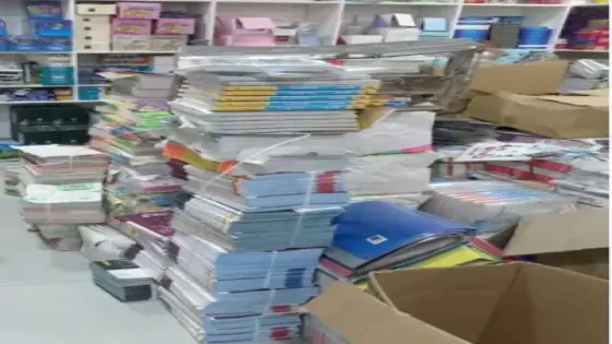ضبط أكثر من 4 آلاف كتاب دراسي مخالف لحقوق الملكية الفكرية داخل مكتبة ومخزن بالأزبكية