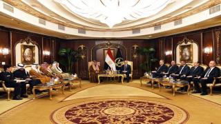 وزير الداخلية يبحث مع نظيره الكويتي تعزيز التعاون ومكافحة الجرائم المنظمة