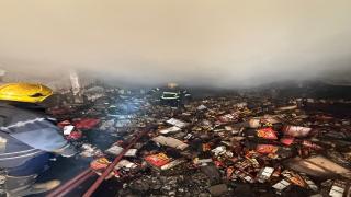 حريق ضخم يلتهم مخزن مواد غذائية بعزبة الهجانة بالقاهرة