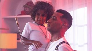 المحكمة تبدأ اليوم نظر استئناف نجل محمد رمضان على قرار إيداعه بدار رعاية