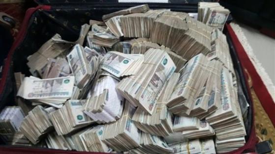 ضبط شبكتين لتمويل أنشطة إجرامية عبر غسل الأموال وتجارة المخدرات