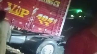 مصرع شخصين وإصابة آخر في حادث تصادم سيارتي نقل ثقيل بقنا