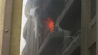 حريق يلتهم مخزن قطع غيار سيارات في سوق التوفيقية