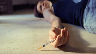 جرعه هيروين تنهى حياه ربه المنزل والنيابه تحبس زوجها بالاسكندريه