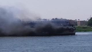 إخماد حريق نشب في مركب نيلى بالجيزة