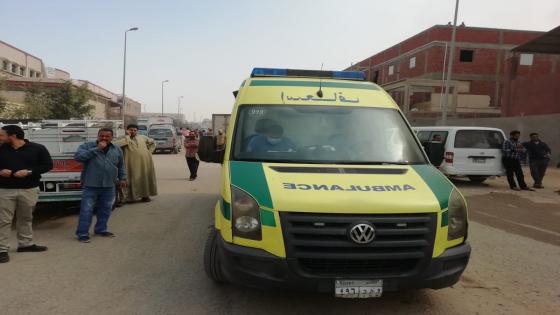 بسبب خلافات مع ابنتها.. سيدة تدهس طالبة عمداً أمام المدرسة في الشروق