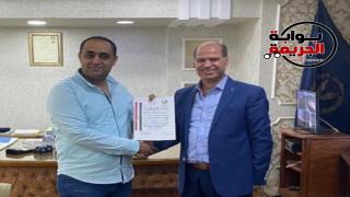 مدير مباحث سوهاج يكرم الرائد “هيثم شاكر “لمجهوداته ومكافحة الجريمة بشتى صورها