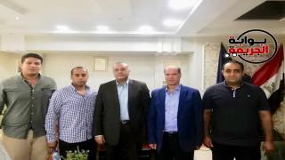 مدير مباحث سوهاج يكرَّم ضباط مباحث دار السلام لضبط الخارجين عن القانون بشتى صور الجريمة