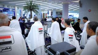 الداخلية تقدم خدمات استثنائية لأسر شهداء الشرطة خلال أداء مناسك الحج