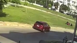 مأساة في التجمع الخامس.. سيدة تدهس أسرة بحي النرجس ومصرع طفلة في الحال