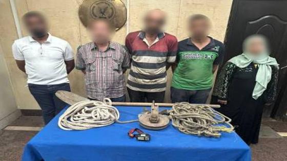 ضبط سيدة و4 أشخاص بالقاهرة بتهمة الحفر والتنقيب غير المشروع عن الآثار