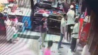 كشف ملابسات فيديو مشاجرة عامل كشك مع شخص هدده بسلاح أبيض بحدائق القبة