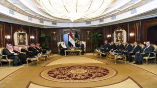 وزير الداخلية يبحث مع وزير الحج والعمرة السعودي سبل تعزيز التعاون والتيسيرات للحجاج المصريين