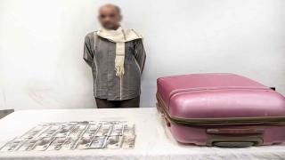 فيديو يكشف سرقة سيارة بأسوان.. والشرطة تضبط المتهم وتستعيد المسروقات