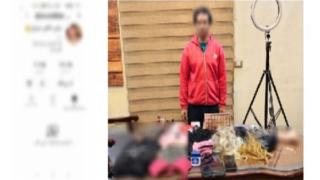 ضبط شاب بالدقهلية يحرض على الفجور عبر مواقع التواصل مرتديًا ملابس نسائية