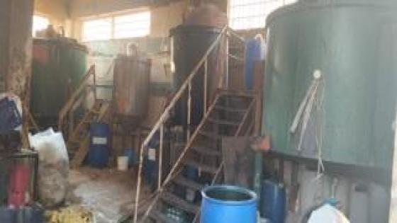 مصنع مخالف بالجيزة.. ضبط 16 طن منظفات مجهولة المصدر