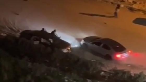 ضبط طالبين بعد استعراضات خطرة بسيارتين خلال حفل زفاف بالغربية