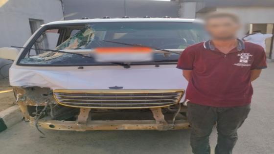ضبط سائق ميكروباص صدم دراجة نارية وفر هاربًا في البحيرة بعد تداول فيديو الواقعة